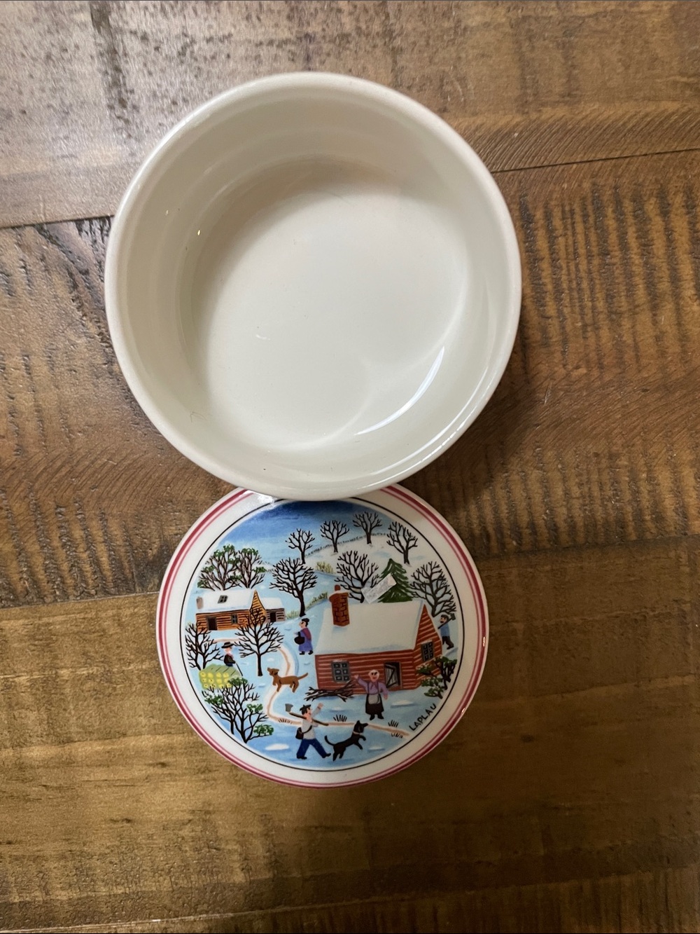 Villeroy & Boch naïf Christmas Winter Cabin Decorative keepsake